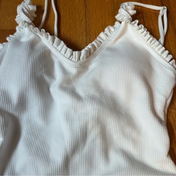 Zaful One Piece Swimsuit Womens size 4 White Textured Open Back Thin Strap(T) - Picture 2 of 11